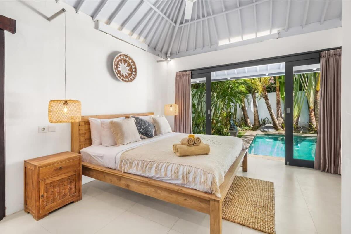 Villa New York - 4 Bdr Pool Luxury Villa, Next To The Forge Bali Seminyak  Exterior photo